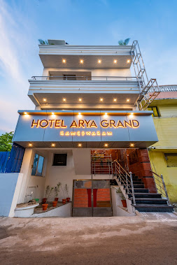 Hotel Arya Grand